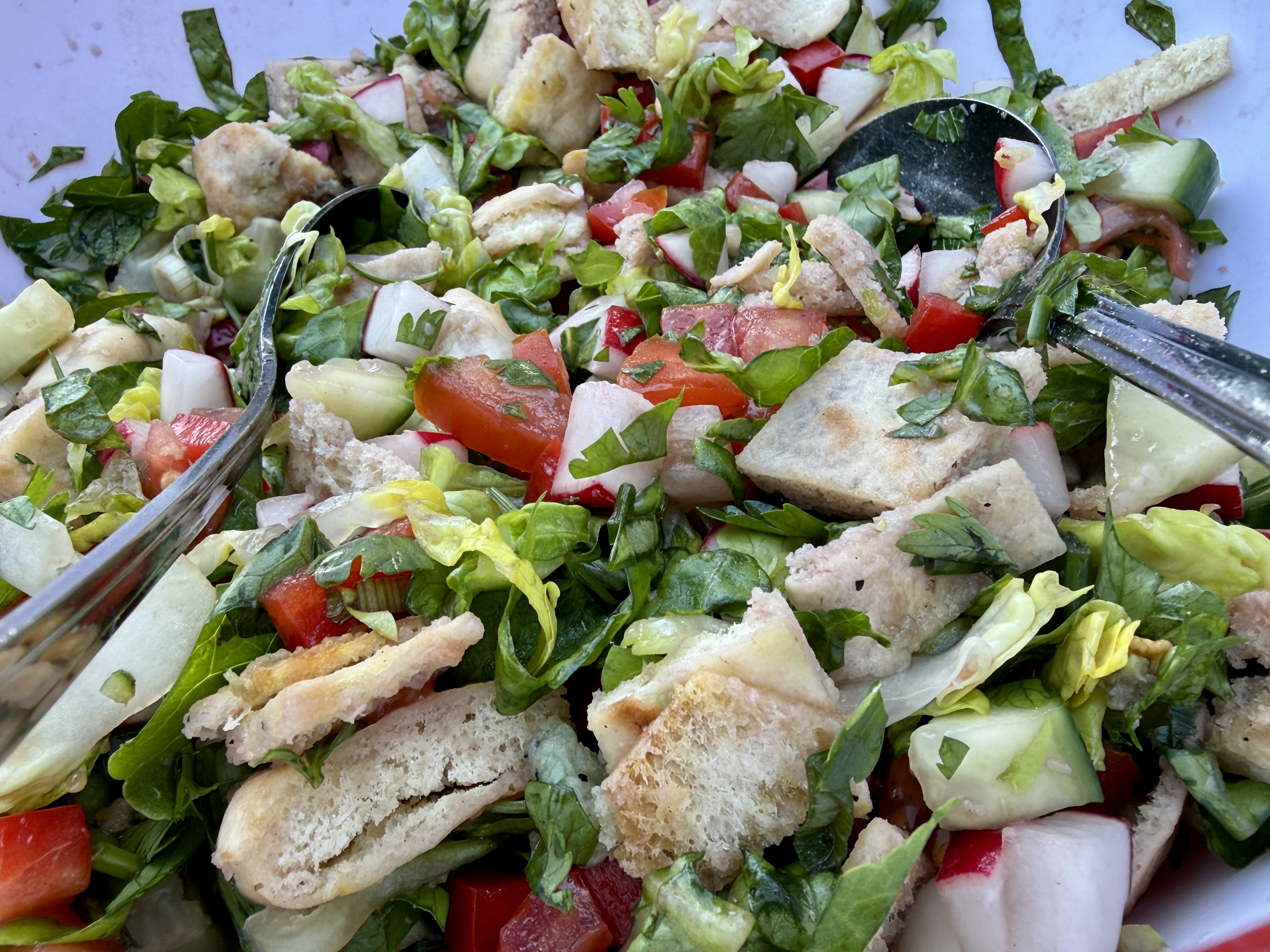<i>Libanesischer</i><i>Fatoush-Salat</i>